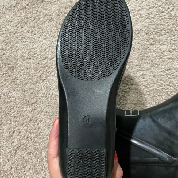 Black women's short rain boots (size 8) - Picture 4 of 4